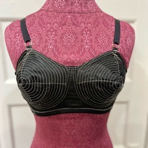 Bettie Page Bullet Bra in black. Size 34D